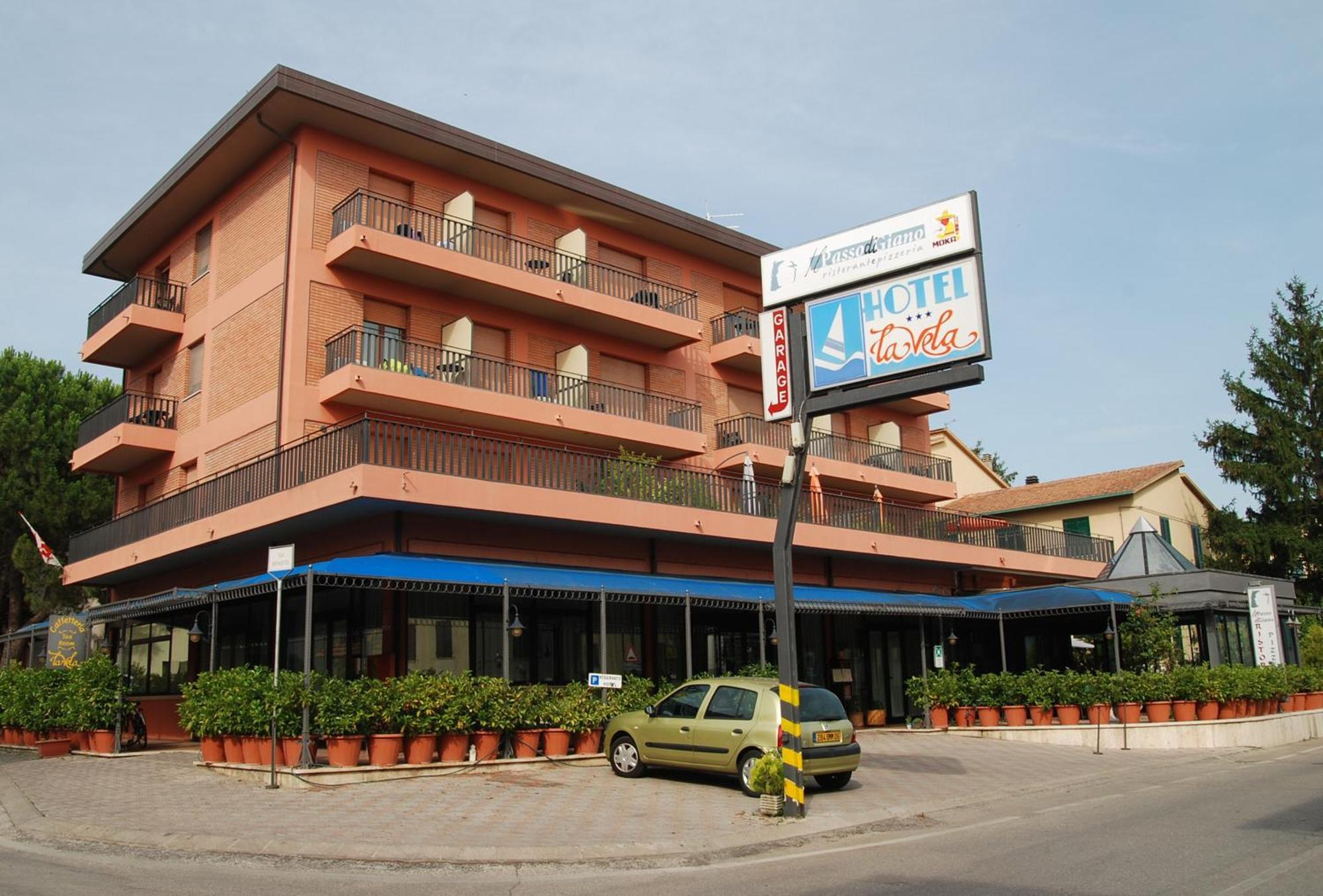 Hotel La Vela Passignano sul Trasimeno Exterior photo